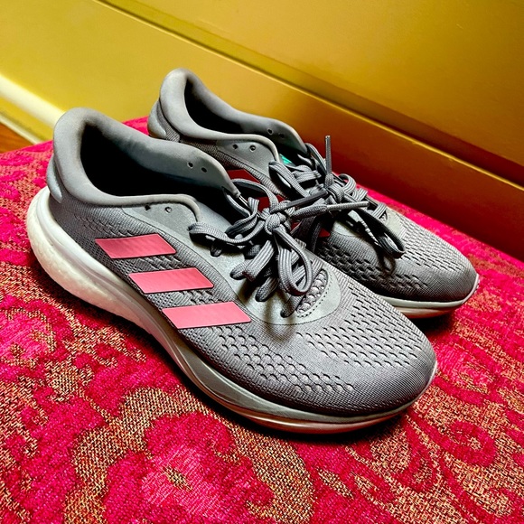 Adidas almost new - Picture 2 of 5